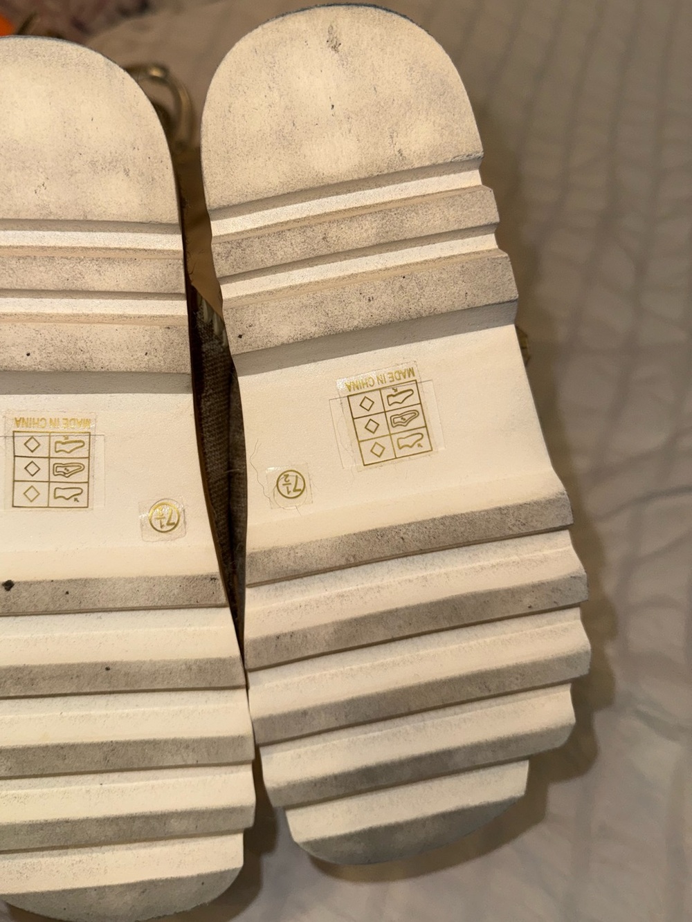 Shu Shop Platform Sandals Size 7 1/2 Neutral Buckle Slides - Picture 4 of 4